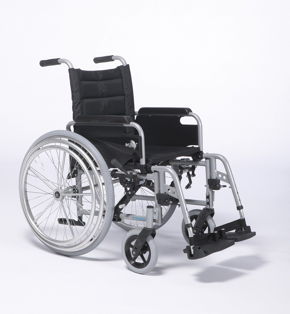 Кресло-коляска инвалидное механическое Vermeiren Eclips+
