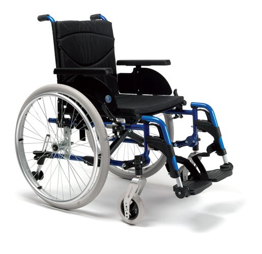 Кресло-коляска инвалидное механическое Vermeiren V500