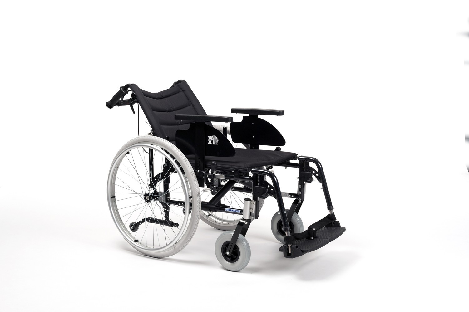 Кресло-коляска инвалидное механическое Vermeiren Eclips X4+30°