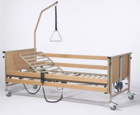 Кровать для лежачих больных функциональная 4-х секционная электрическая Vermeiren LUNA Basic (в комплекте с матрасом)